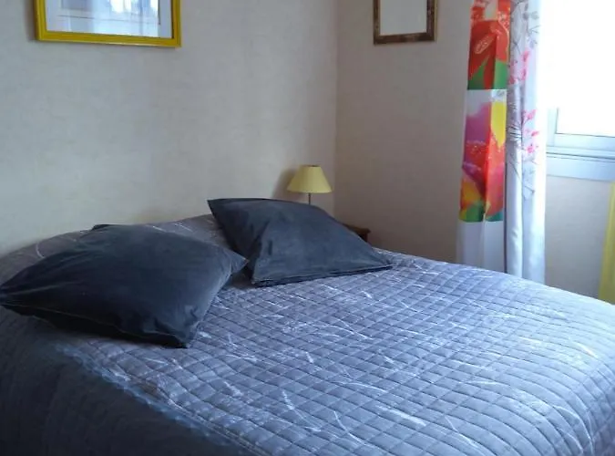 D'hotes Dans Bed & Breakfast 3*